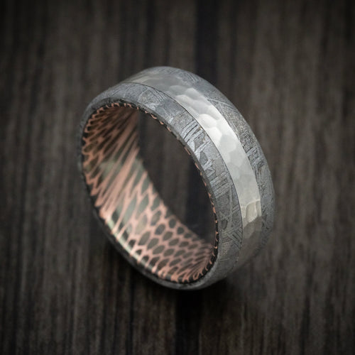 Equinox XVII - Gibeon Meteorite Men's Wedding Ring with Darkened Superconductor Sleeve and Platinum Inlay - Nura Lab