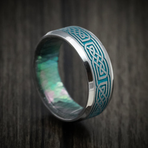Storm XIV - Tantalum Men's Wedding Ring with Celtic Knot Cerakote Inlay and Black Mother of Pearl Sleeve Band - Nura Lab