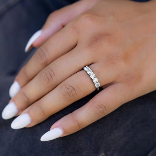 1 Carat Round 5-Stone Anniversary Band Ring Nura Lab