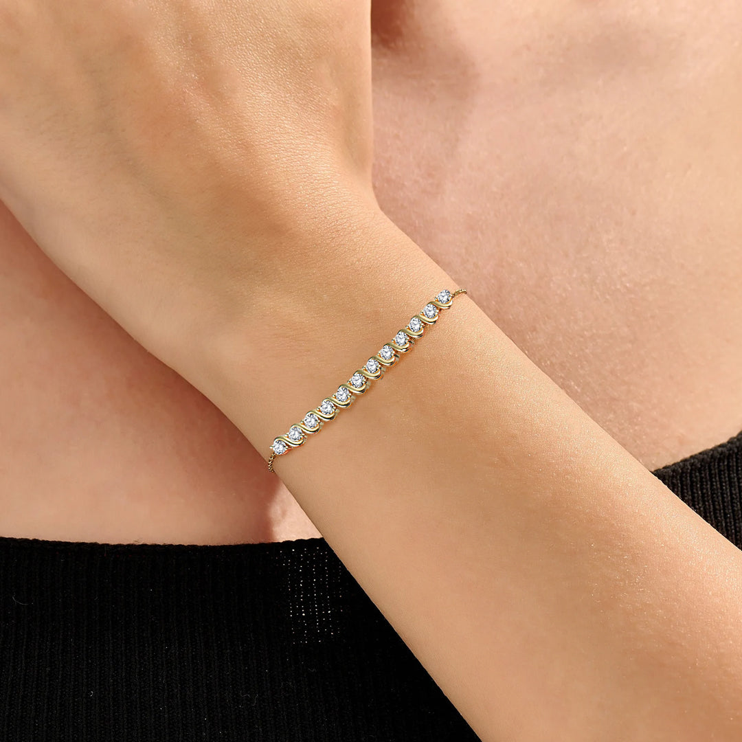Marigold Wave Moissanite Bracelet by Nura Lab