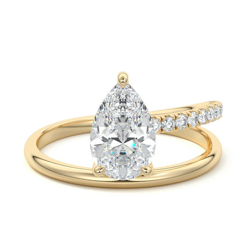 Astrid - Pear Yellow Gold Engagement Ring Detail View | Nura Lab