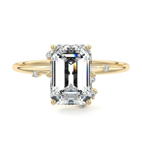 Cyra - Emerald Cut Yellow Gold Engagement Ring Detail View | Nura Lab