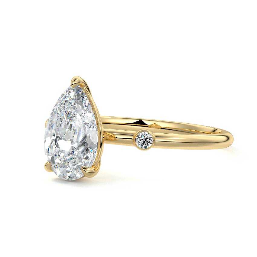 Eira - Pear Yellow Gold Lab Grown Diamond Engagement Ring | Nura Lab
