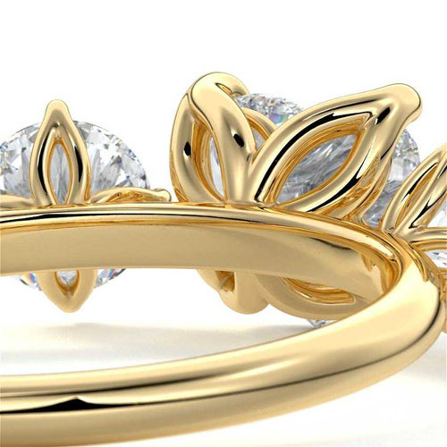 Faye - Heart Yellow Gold Engagement Ring Detail View | Nura Lab