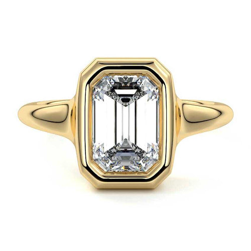 Gianna - Emerald Cut Yellow Gold Lab Grown Diamond Engagement Ring | Nura Lab