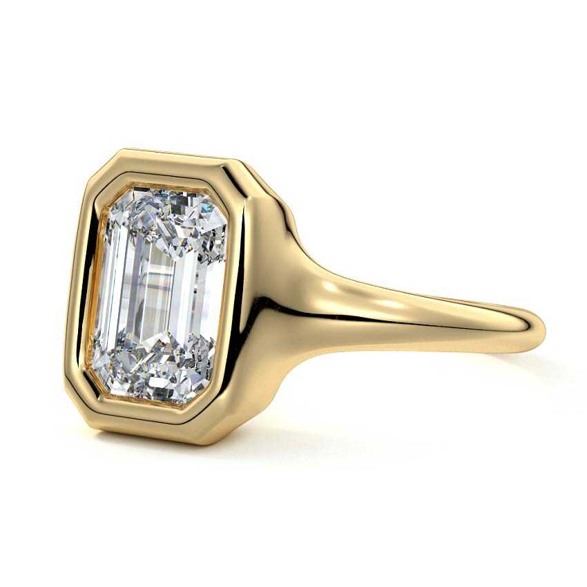 Gianna - Emerald Cut Yellow Gold Engagement Ring Detail View | Nura Lab