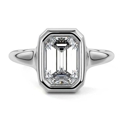 Gianna - Emerald Cut White Gold Lab Grown Diamond Engagement Ring | Nura Lab