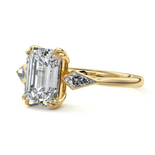 Kalina - Emerald Cut Yellow Gold Engagement Ring Detail View | Nura Lab