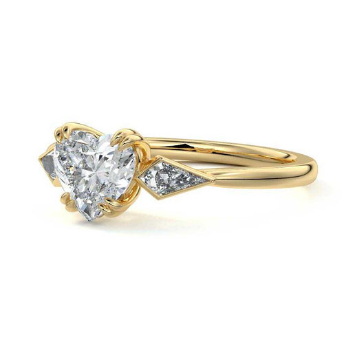 Kalina - Heart Yellow Gold Engagement Ring Detail View | Nura Lab