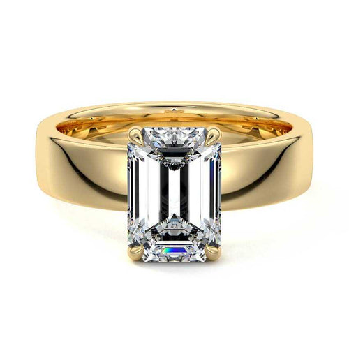Larissa - Emerald Cut Yellow Gold Lab Grown Diamond Engagement Ring | Nura Lab