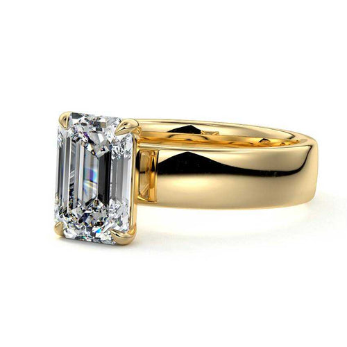 Larissa - Emerald Cut Yellow Gold Engagement Ring Detail View | Nura Lab