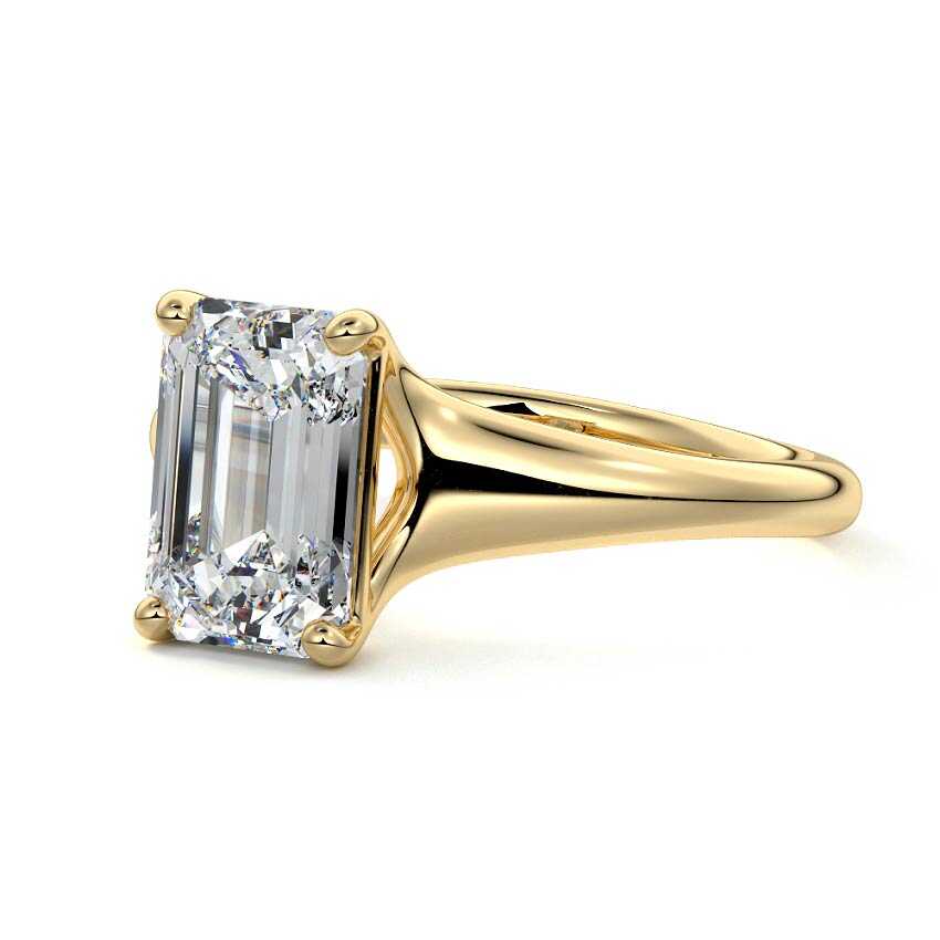 Maia - Emerald Cut Yellow Gold Engagement Ring Detail View | Nura Lab