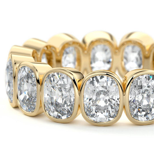 Emilia cushion lab grown diamond wedding band product detail - Nura Lab NZ