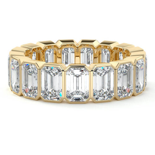 Elodie emerald lab grown diamond wedding band in yellow gold - Nura Lab NZ