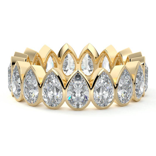 Daphne pear lab grown diamond wedding band in yellow gold - Nura Lab NZ