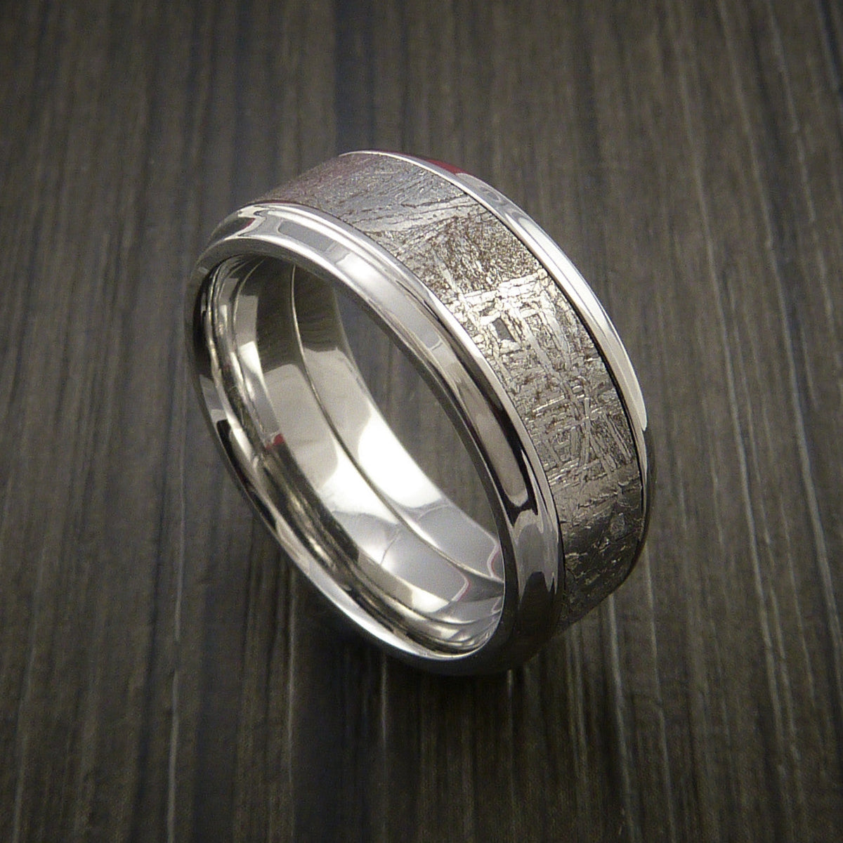 Resolute XVII - Cobalt Chrome Men's Ring with Gibeon Meteorite Inlay Wedding Ring - Nura Lab