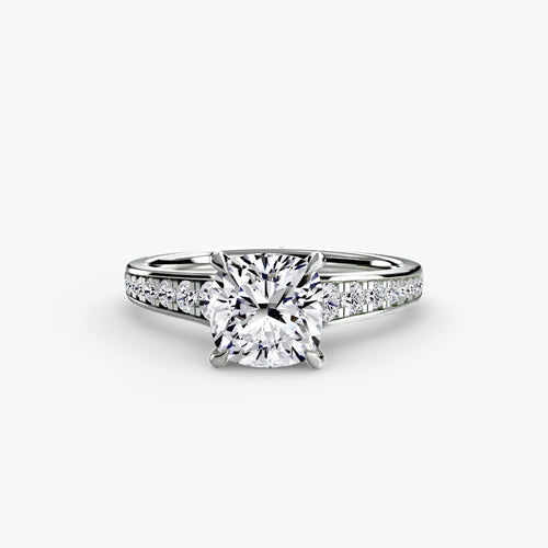 Solitaire with Pavé 7.