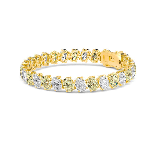 Evelina graduated radiant halo lab grown diamond bracelet in yellow gold - view 2