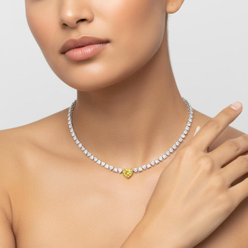 leonora bloom necklace
