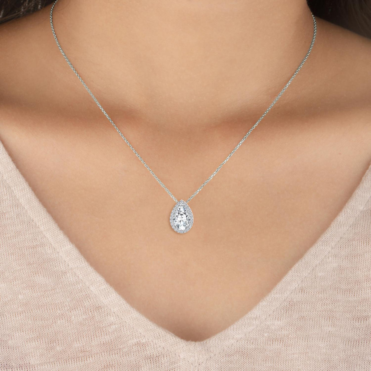 Elodie Vale lab grown diamond pendant
