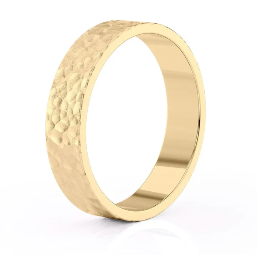 Nura Lab hammered men’s engagement ring plain band in 9K yellow gold