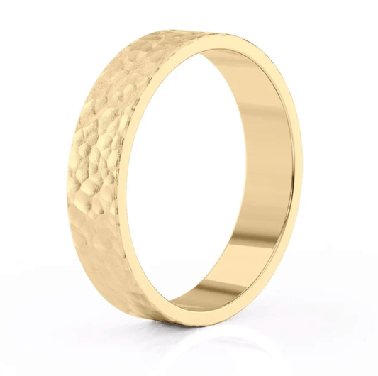 Nura Lab hammered men’s engagement ring plain band in 9K yellow gold