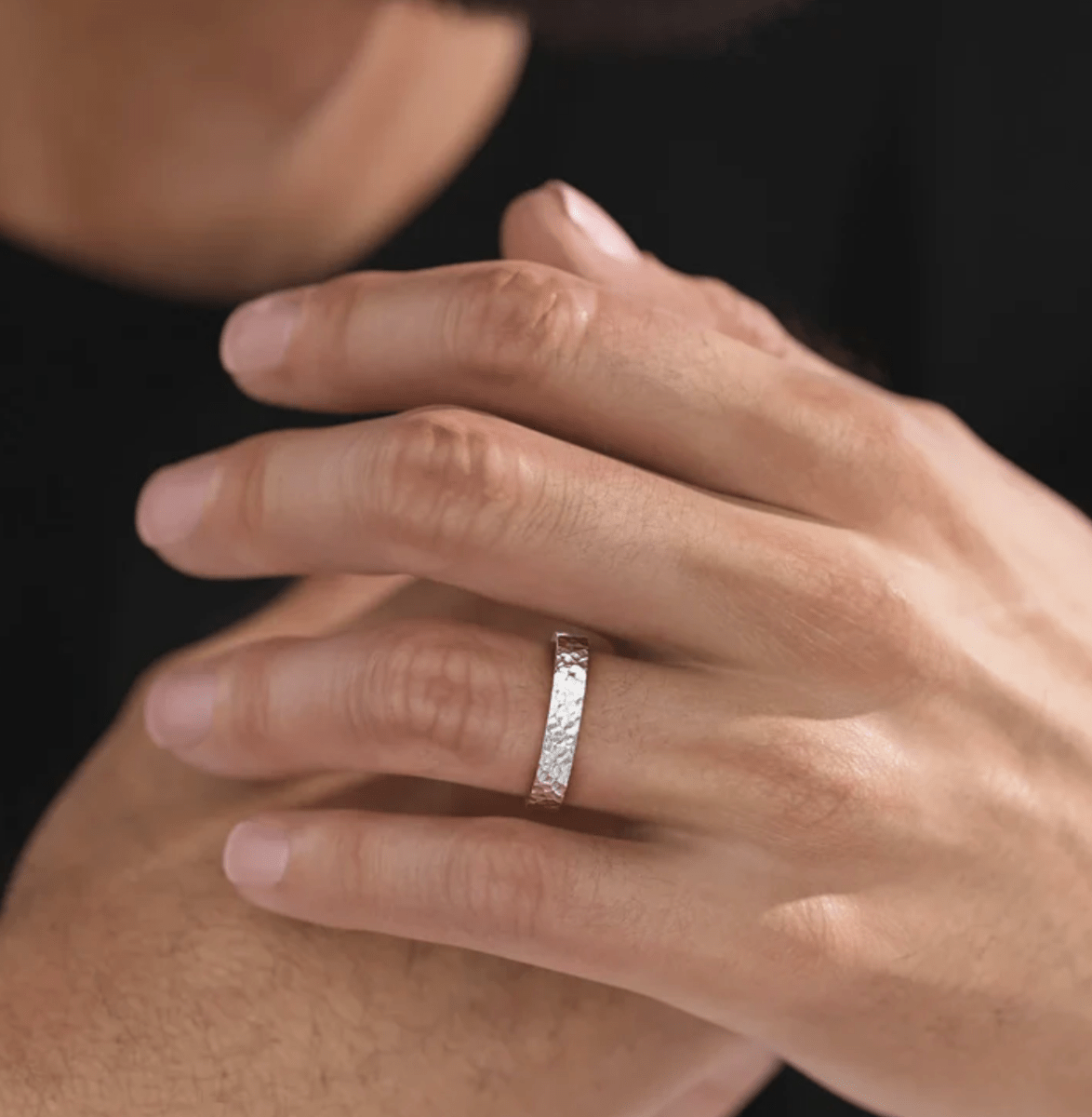 Nura Lab hammered men’s engagement ring plain band in 18K white gold