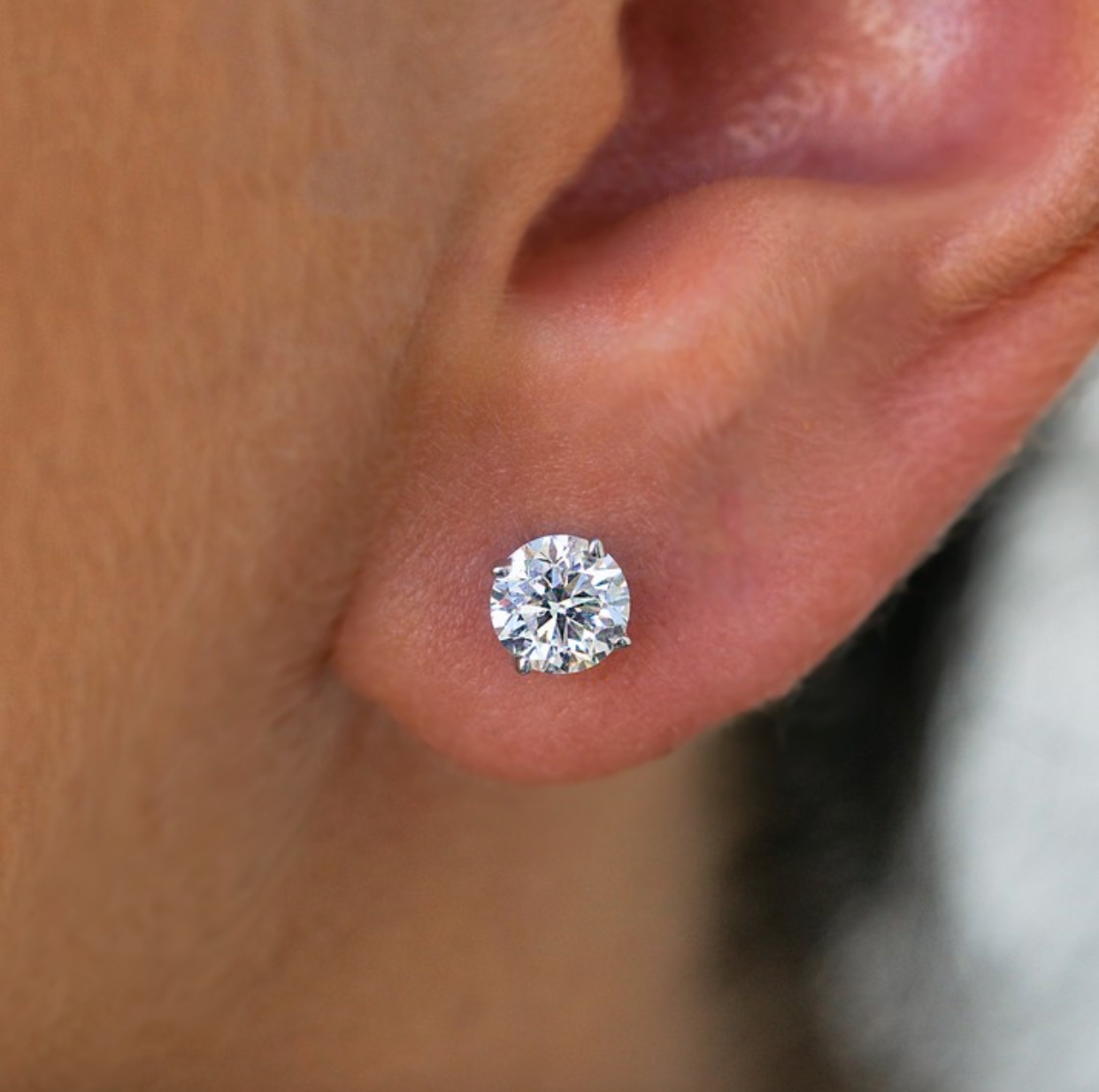 Emilia – Stud Lab-Grown Diamond Earrings