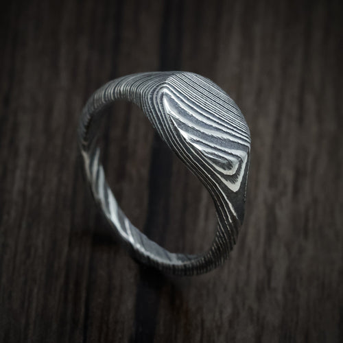 Pioneer XI - Woodgrain Kuro Damascus Steel Small Signet Wedding Ring - Nura Lab