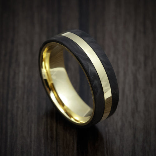 Horizon XV - 18K Gold Men's Wedding Ring with Forged Carbon Fiber Inlays - Nura Lab