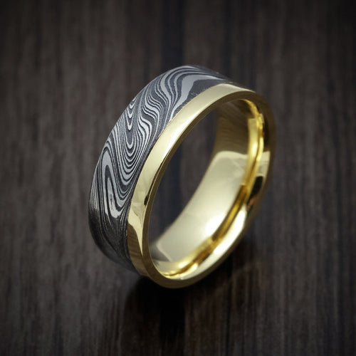 Commander XI - Yellow Gold Men's Wedding Ring with Marble Kuro Damascus Steel Inlay - view 3 - Nura Lab