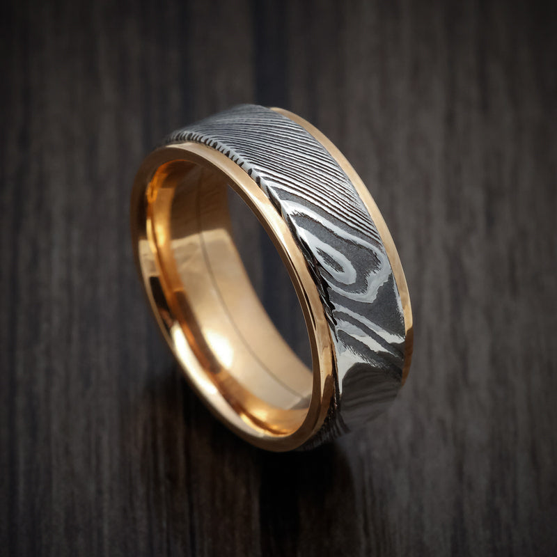 Admiral XI - Rose Gold Men's Wedding Ring with Woodgrain Kuro Damascus Steel Inlay - Nura Lab