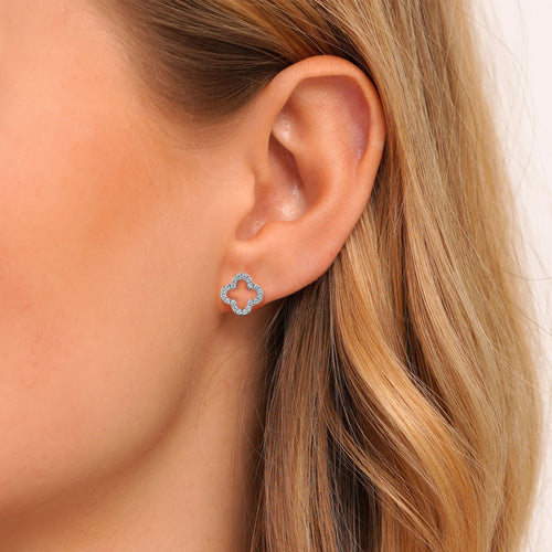 Yuna Mini 4 Leaf Clover Moissanite Earrings by Nura Lab