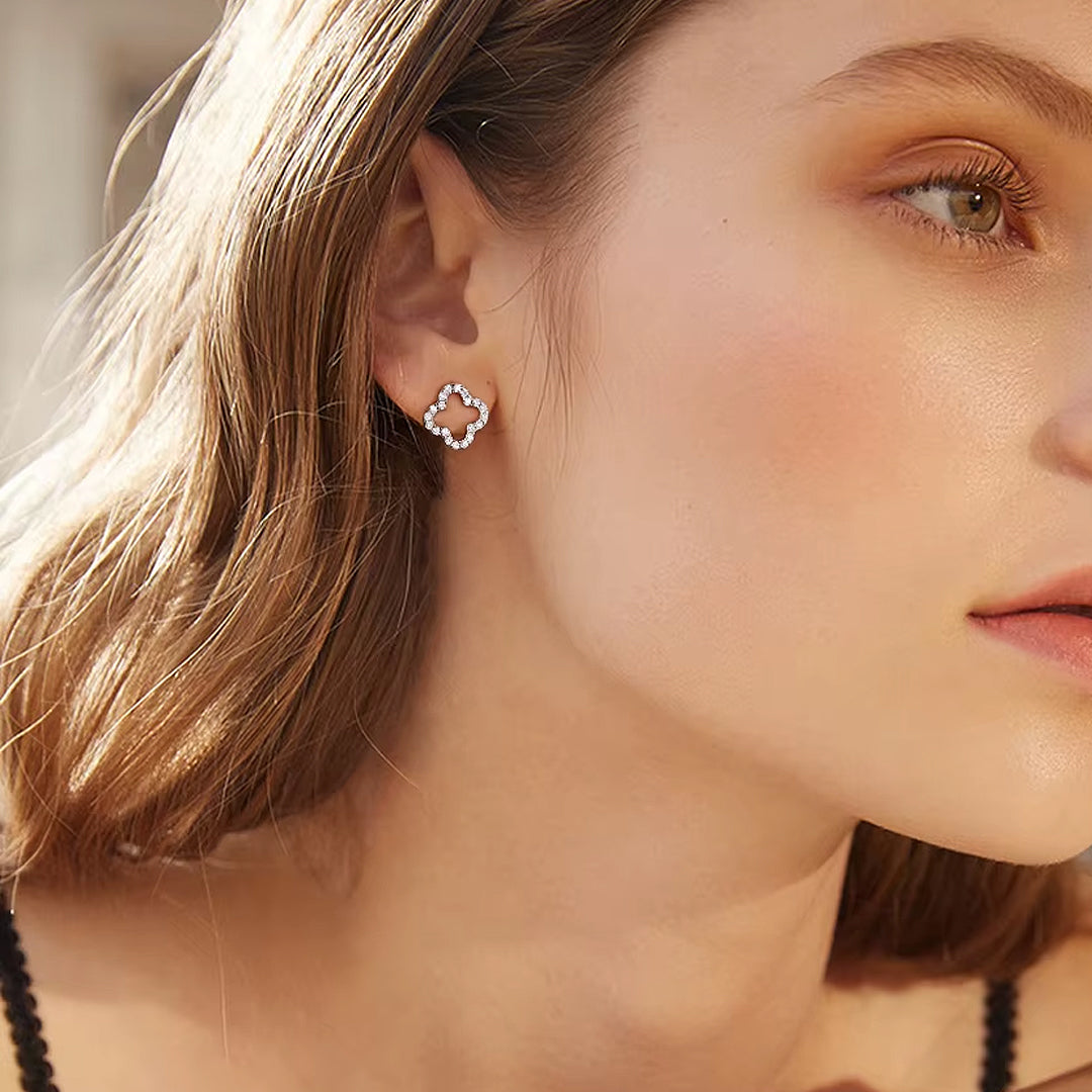 Yuna Mini 4 Leaf Clover Moissanite Earrings by Nura Lab