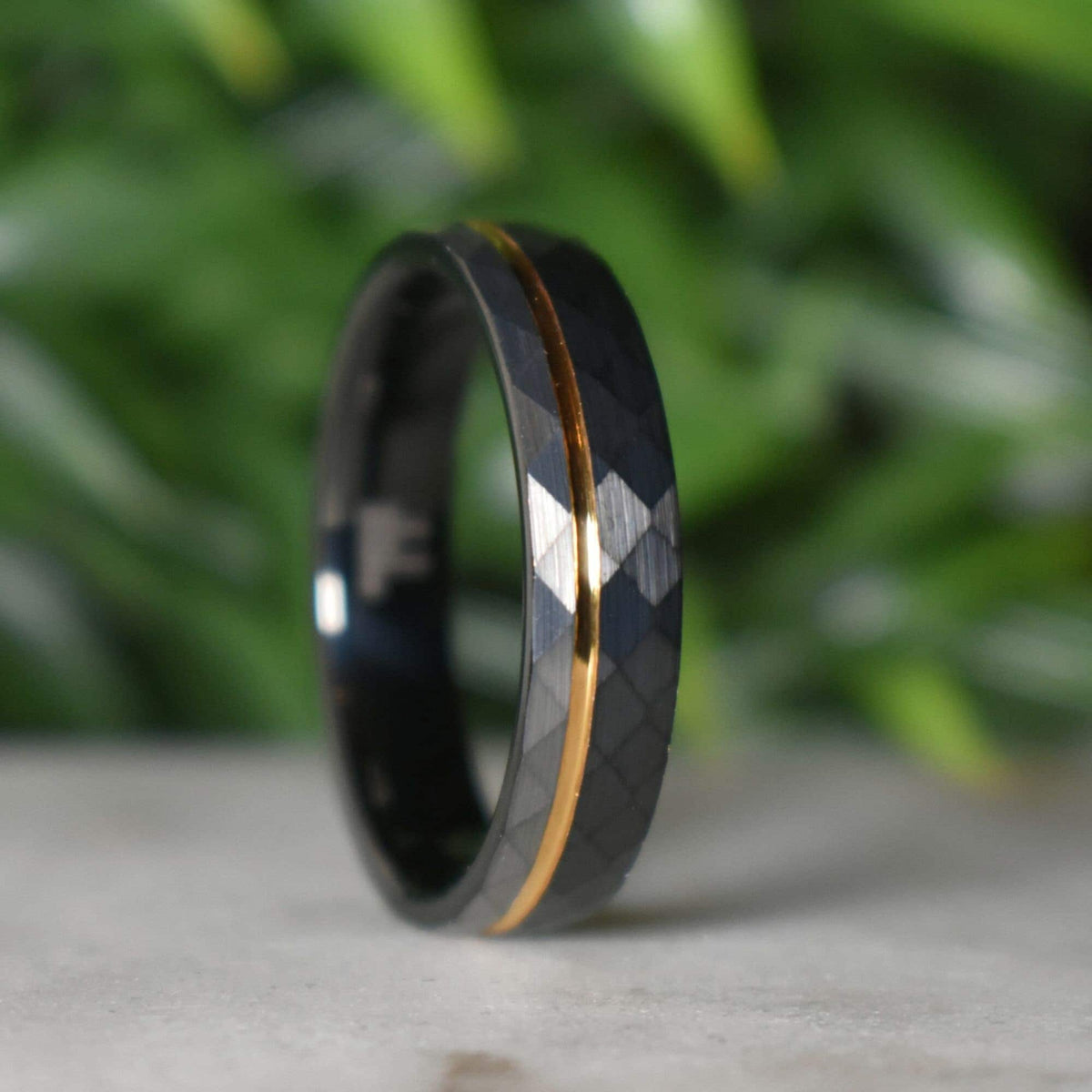 Echelon - Hammered 6mm Tungsten Wedding Ring Black and Silver Brushed with Gold Accent - Nura Lab