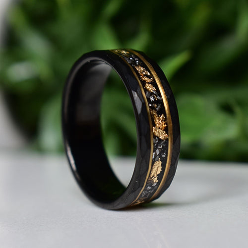 Evernorth - Hammered 8mm Black Tungsten Wedding Ring with 22K Gold Leaf and Meteorite Inlay - Nura Lab