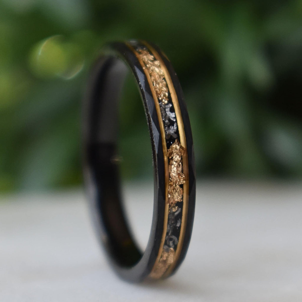 Resolute - Hammered 4mm Black Tungsten Wedding Ring with 22K Gold Leaf and Meteorite Inlay - view 3 - Nura Lab