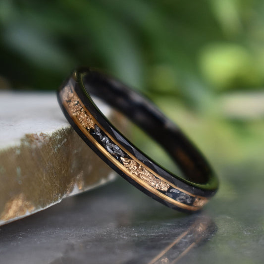 Resolute - Hammered 4mm Black Tungsten Wedding Ring with 22K Gold Leaf and Meteorite Inlay - view 2 - Nura Lab
