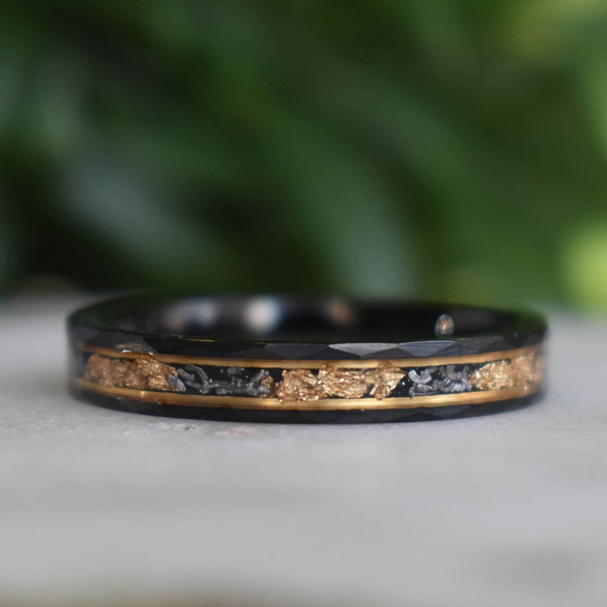 Resolute - Hammered 4mm Black Tungsten Wedding Ring with 22K Gold Leaf and Meteorite Inlay - view 4 - Nura Lab
