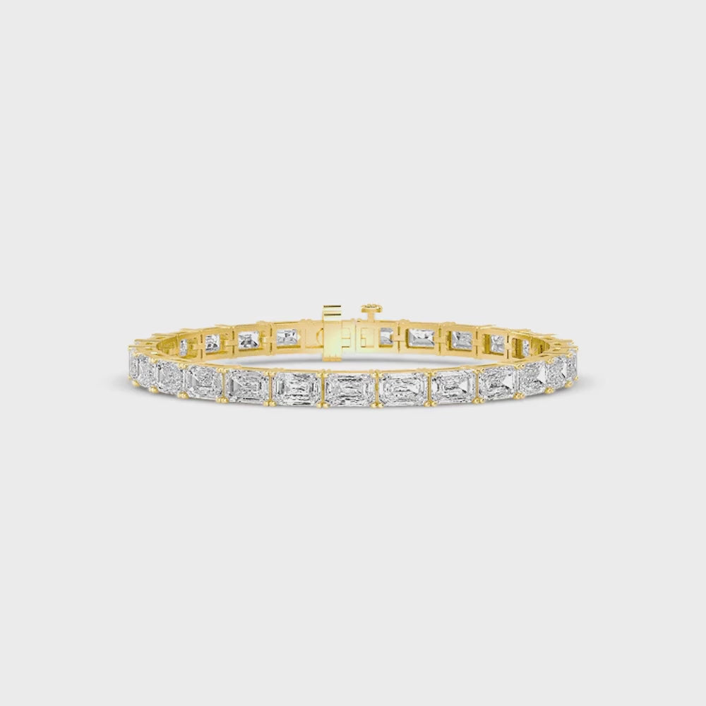 Caprice lab grown diamond bracelet video in yellow gold