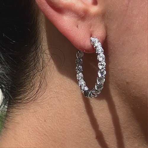 5CT Huggie Earrings 23.5 mm.