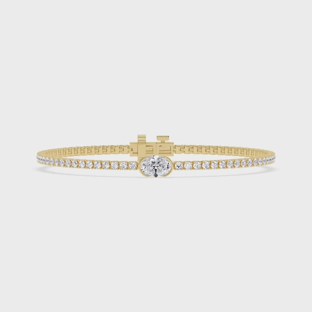 Maeve lab grown diamond bracelet video in yellow gold