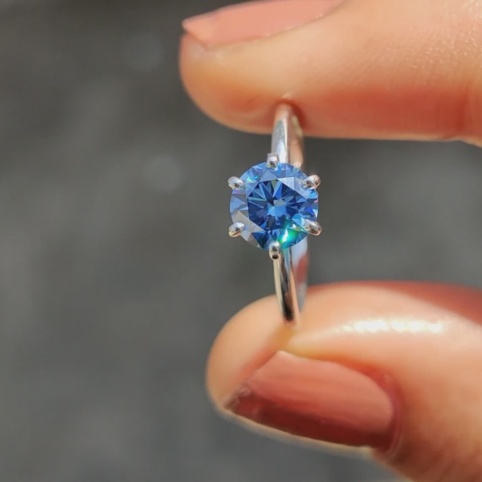 Juliette Sage - Royal Blue Ring In Simple Solitaire Style - product video