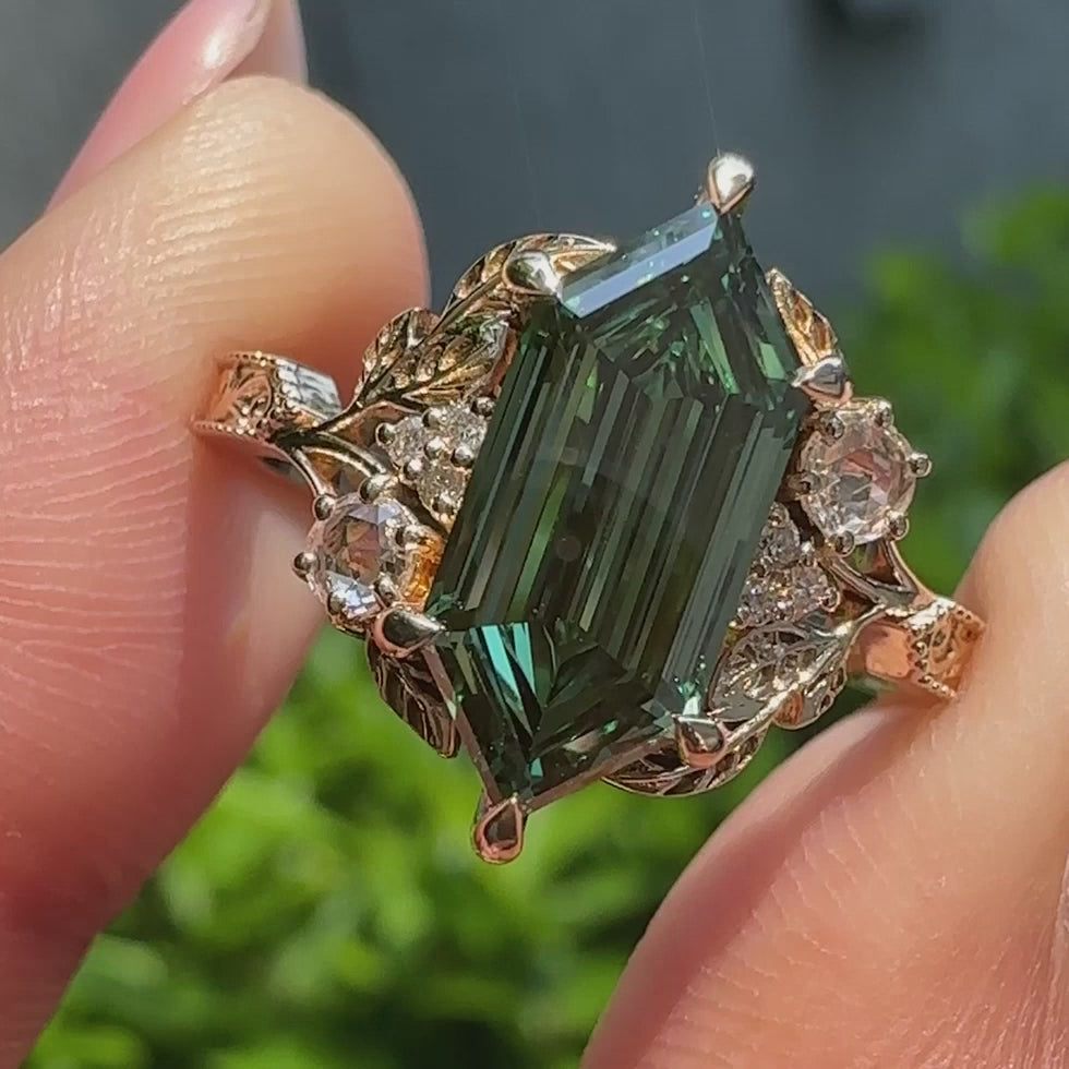 exquisite-aurelia-marie-engagement-ring - Nura Lab cropped 980x980 muted