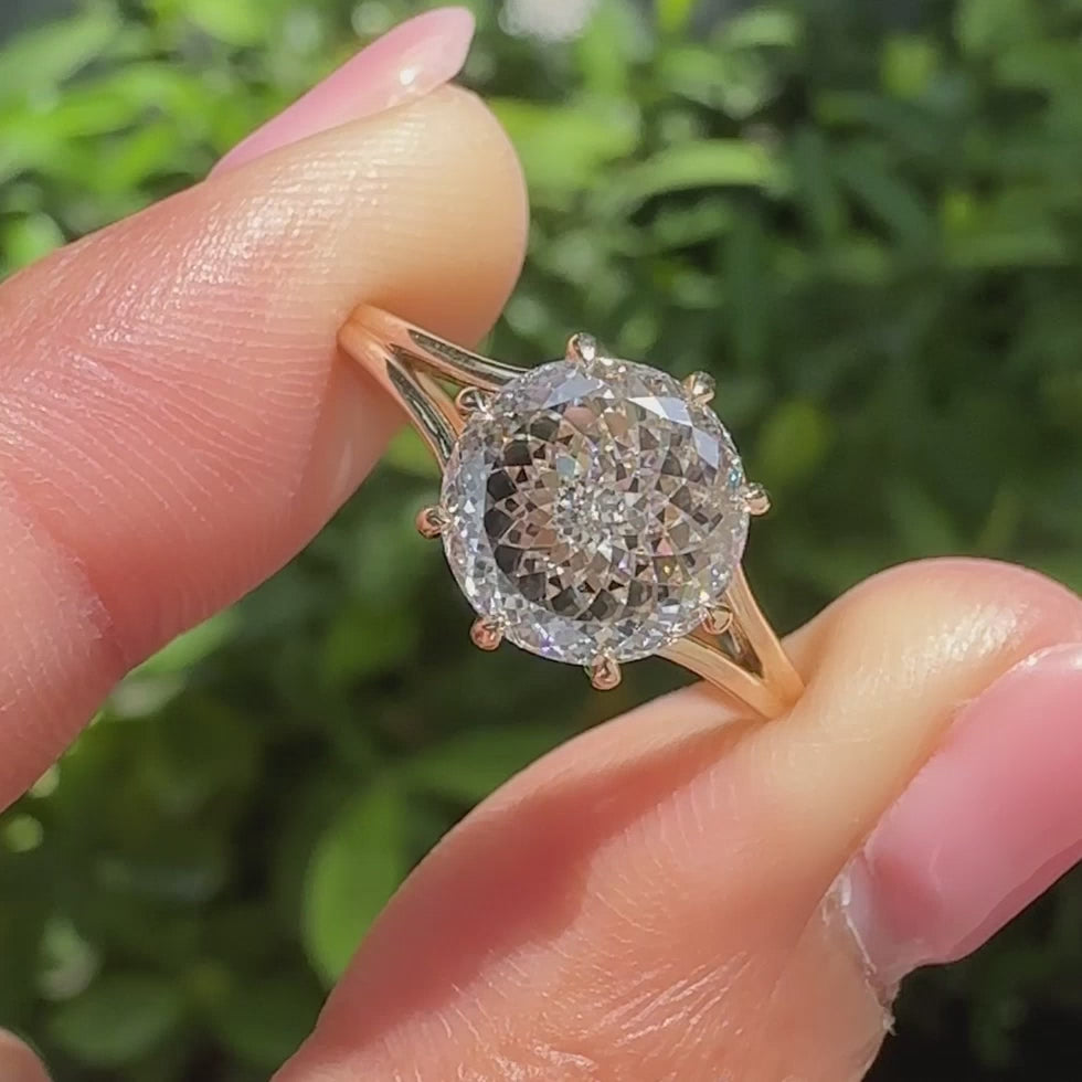 exquisite-celestine-grace-engagement-ring - Nura Lab cropped 980x980 muted