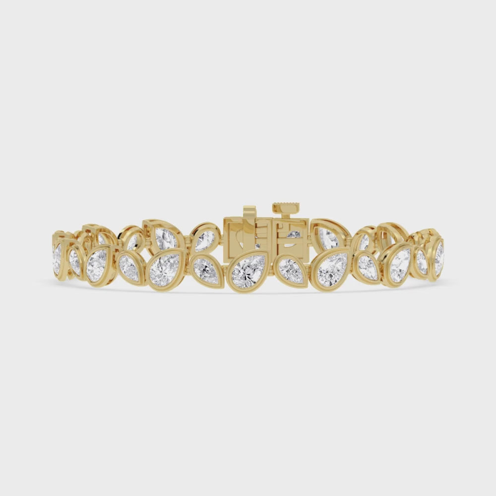 Melina lab grown diamond bracelet video in yellow gold