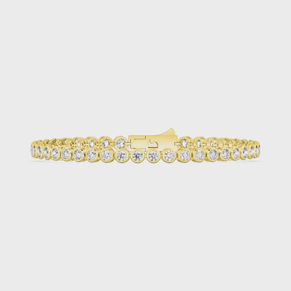 Cassia lab grown diamond bracelet video in yellow gold