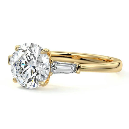 Nura Lab Round Brilliant Diamond Engagement Ring in 18K gold with lab-grown diamond michael hill whangarei